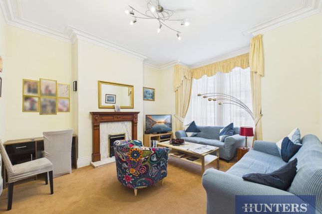 12, Horsforth Avenue, Bridlington photo 2