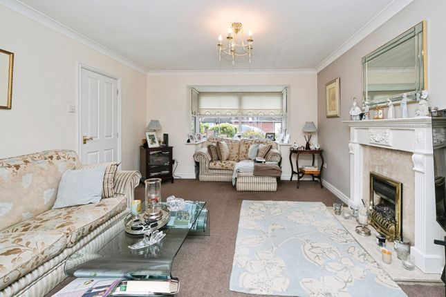 16, Farthing Close, Merseyside photo 4