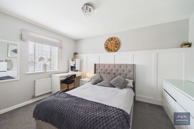 89, Hartley Green Gardens, Wigan photo 4