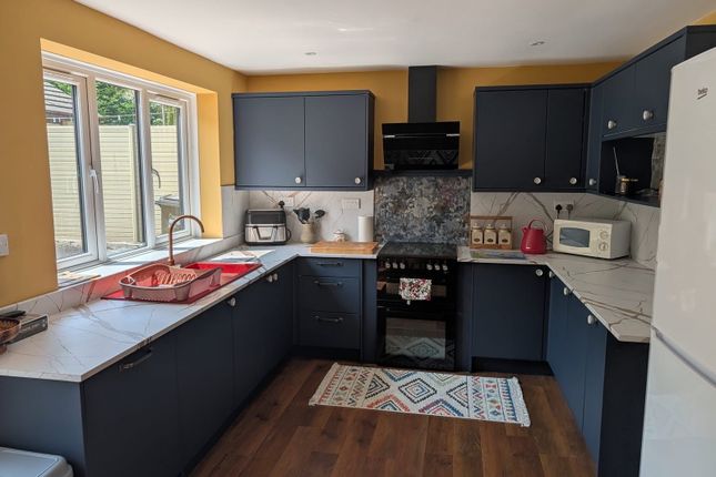 5, Oaktree Close, St. Austell photo 2