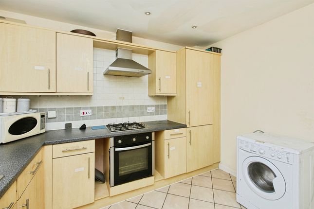 2, Clovelly Court, Longford Street, DERBY photo 3