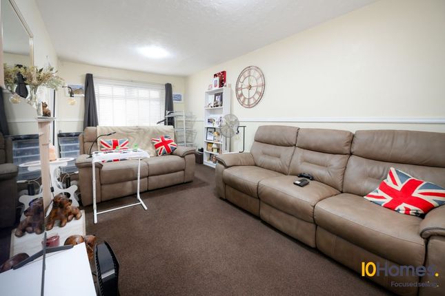 15, Tamworth Road, Billingham photo 2