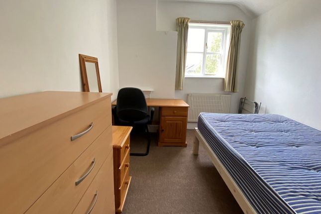 Property to rent in York Road, Canterbury