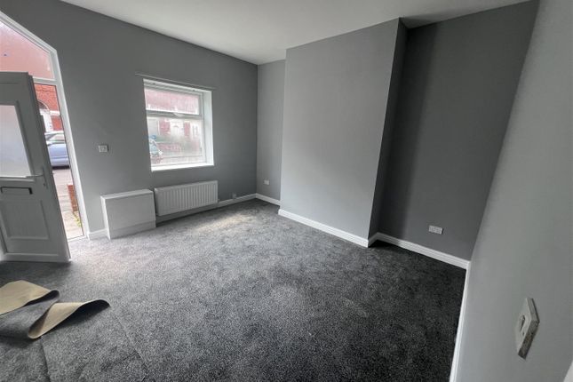 16, Ash Street, Manchester photo 2