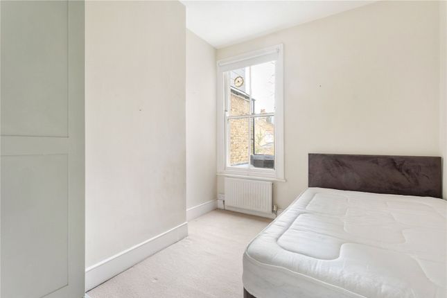 Terraced house for sale in Engadine Street, Southfields