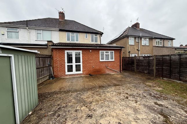 12, Cromer Close, Uxbridge photo 2