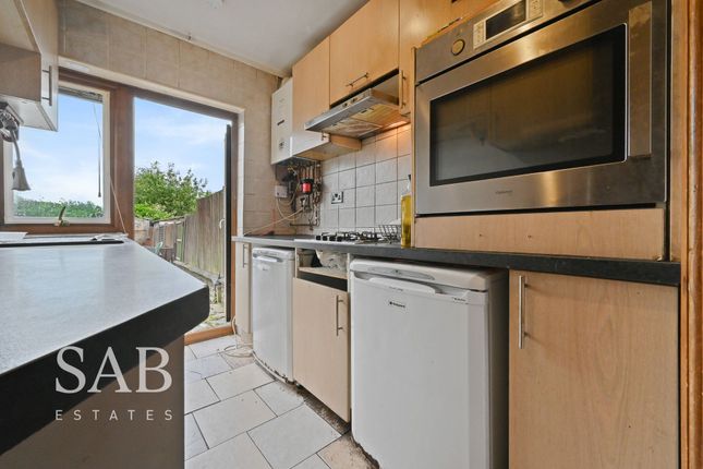 314 Allenby Road, Southall photo 2