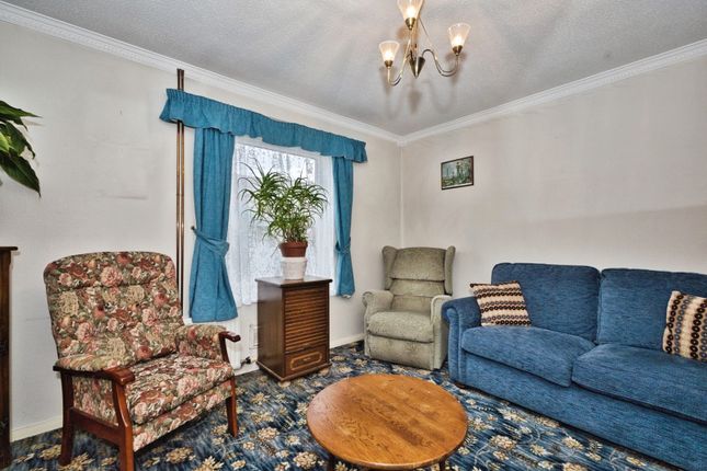 4, St. Brides Close, Somerset photo 2