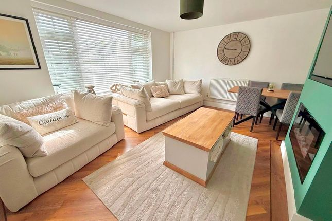 7, Borders Way, Houghton Regis photo 3