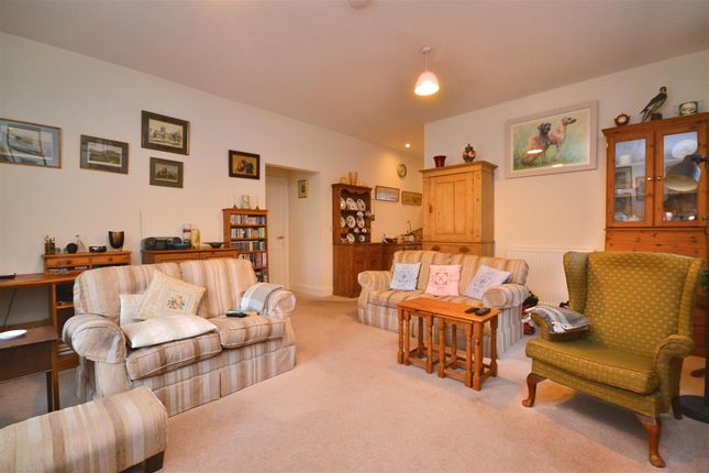 Flat 6, 14, Beechwood Lane, Dorchester photo 3