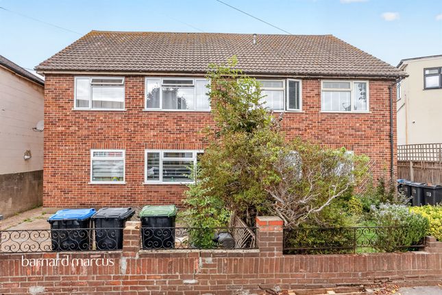 Furze Road, Thornton Heath photo 4