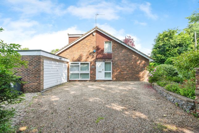 3-bed house on Lindrick,, Ermyn Way, Surrey, £675,000