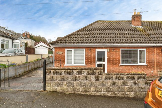 3-bed house on 3, Park Road, Holywell, £195,000