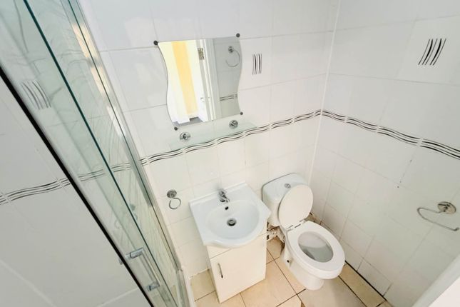 48, Central Avenue, Hayes photo 4