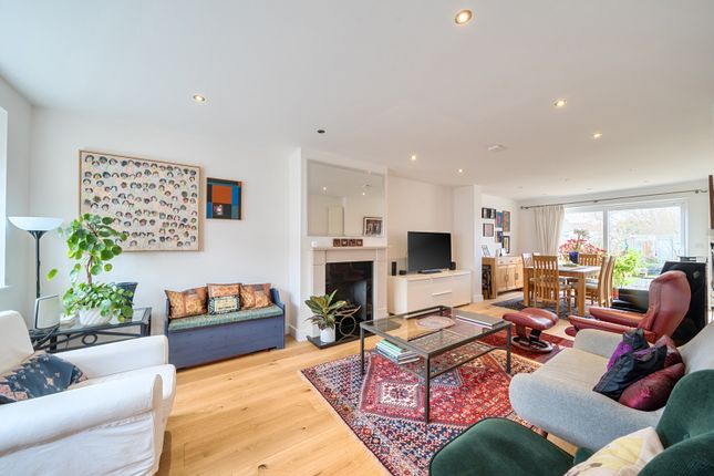 100, Walton Avenue, Harrow photo 2