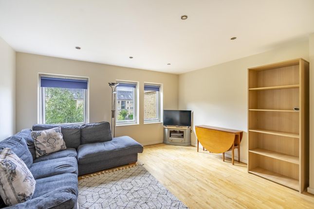 Apartment 24, Vesta House, Olympian Court, York photo 3