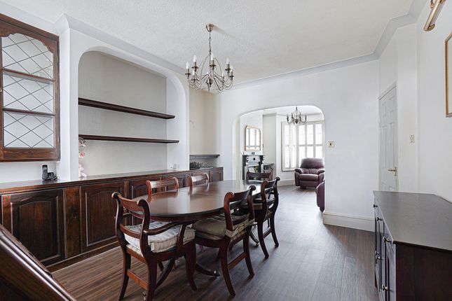 34 Pagitt Street, Chatham photo 3