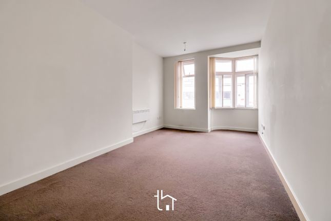 Flat to rent in Market Place Approach, Leicester