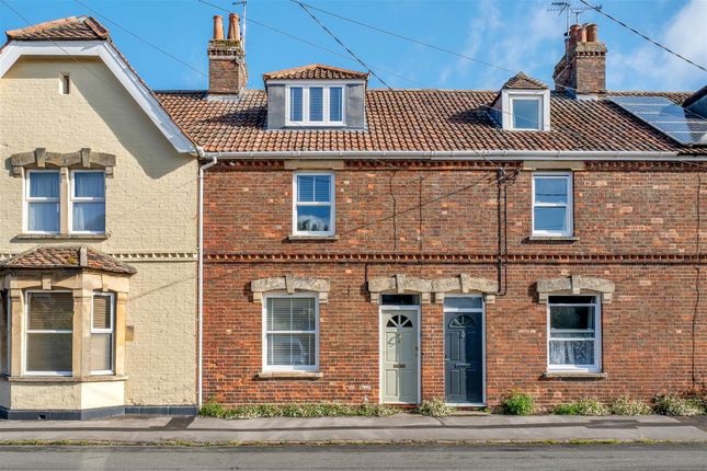 Thumbnail Terraced house for sale in Rotherstone, Devizes