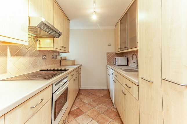 Flat 16, The Firs, Hernes Road, Oxford photo 4