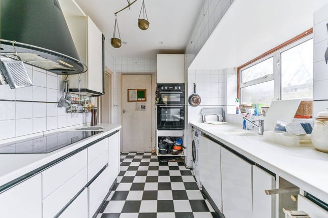 Thumbnail Detached house for sale in Warwick Road, Thornton Heath