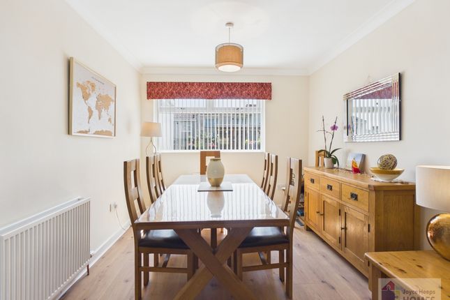 157, Vancouver Drive, Westwood, East Kilbride photo 4