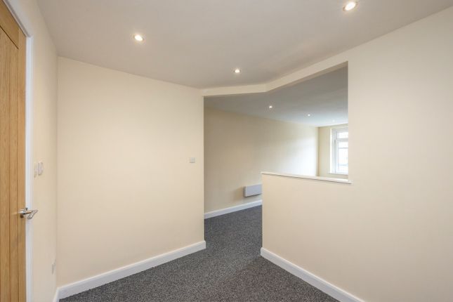 Flat to rent in Hope Street, Barnsley