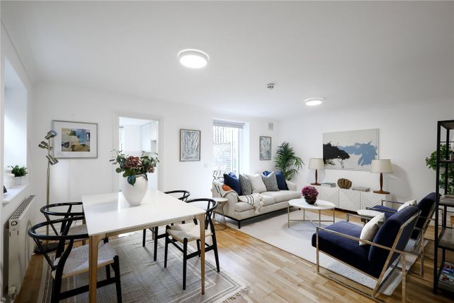 Flat for sale in Windsor Road, London