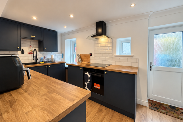 24 Clive Street, Aberdare photo 4