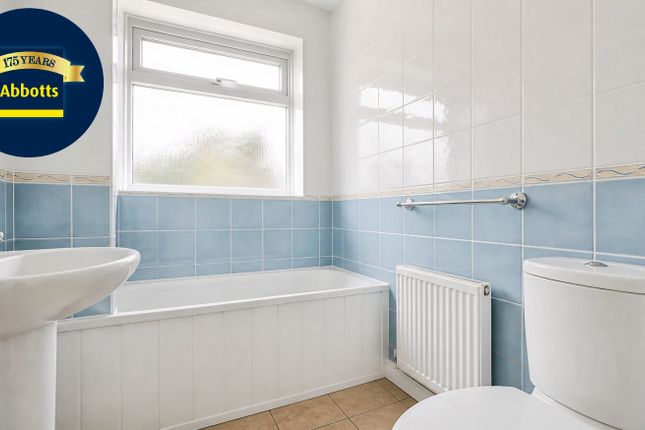 2, Loughton photo 5