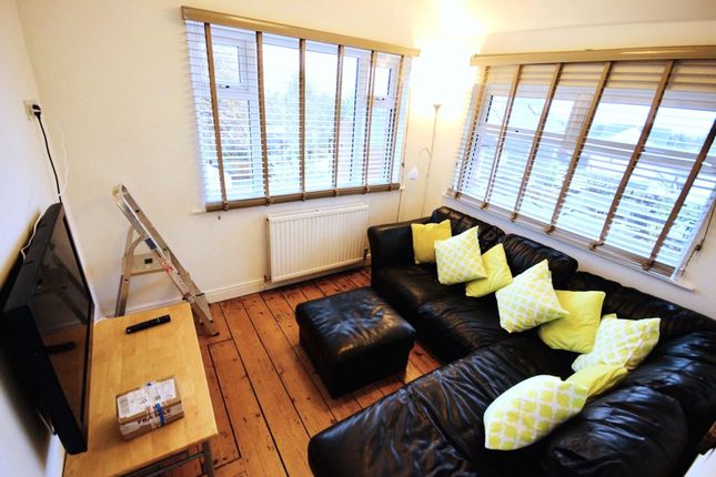 18 Parc Wern Road, Swansea photo 3
