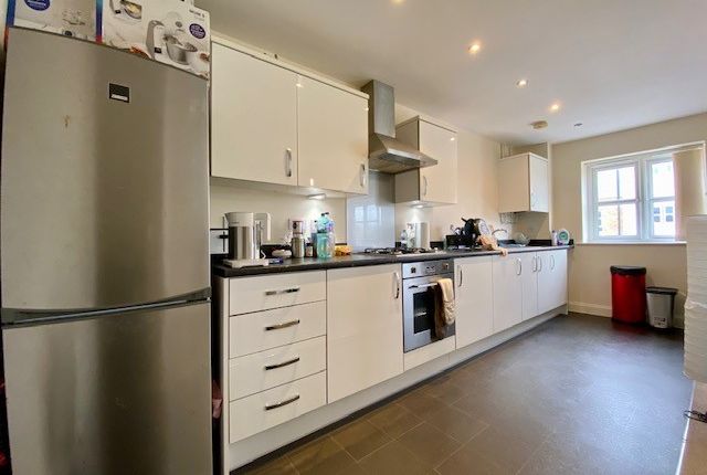43, Aylesbury photo 4