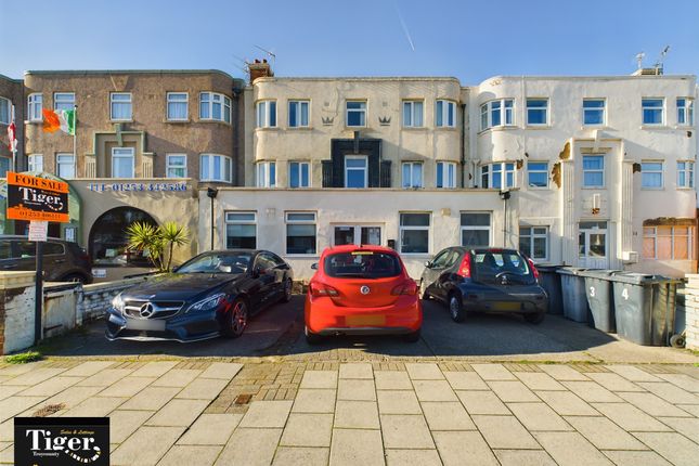 Block of flats for sale in Clifton Drive, Blackpool