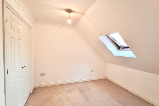 Flat 5, Waterlooville photo 5
