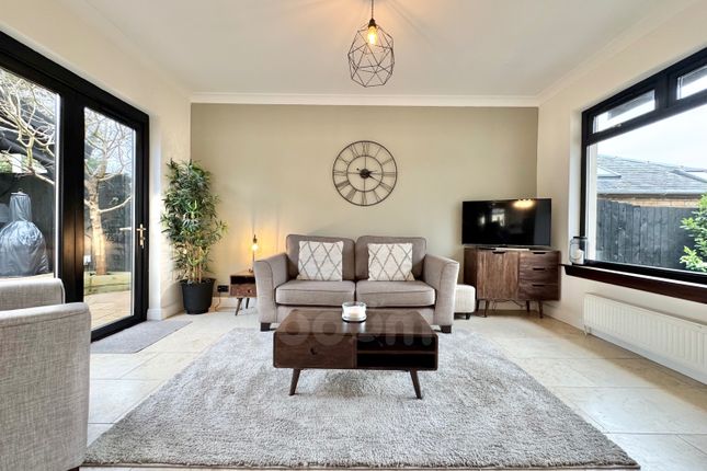9, Parkhill Drive, Dalry photo 4