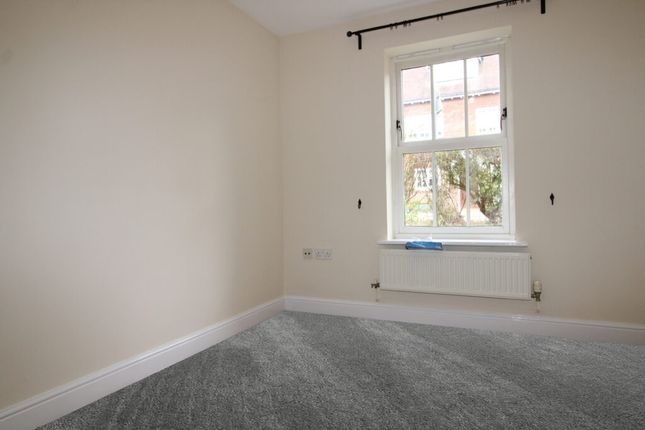17, Deers Leap Bolnore Village, Haywards Heath photo 5
