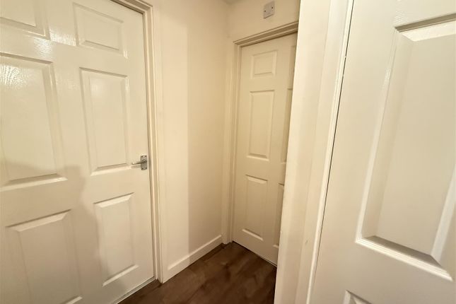 5 Market Place, Willenhall photo 2