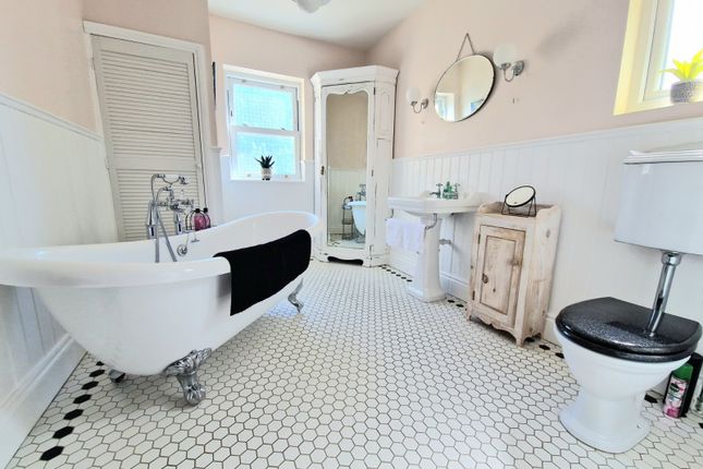Picture 10