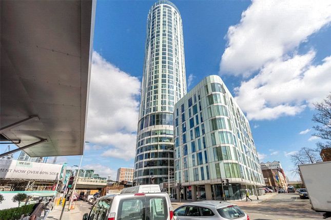 1-bed flat on 1706,, Sky Gardens, Nine Elms, £595,000