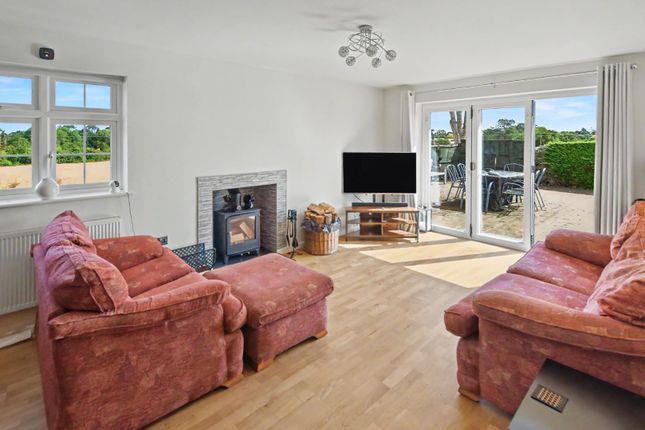 26, Chapel End, Northampton photo 3