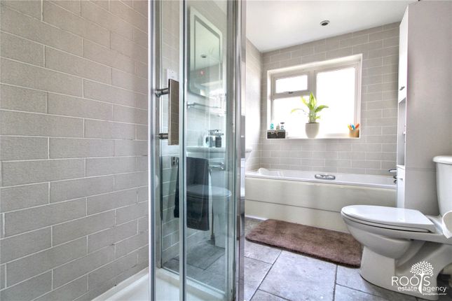 13b, Kiln Road, Berkshire photo 3