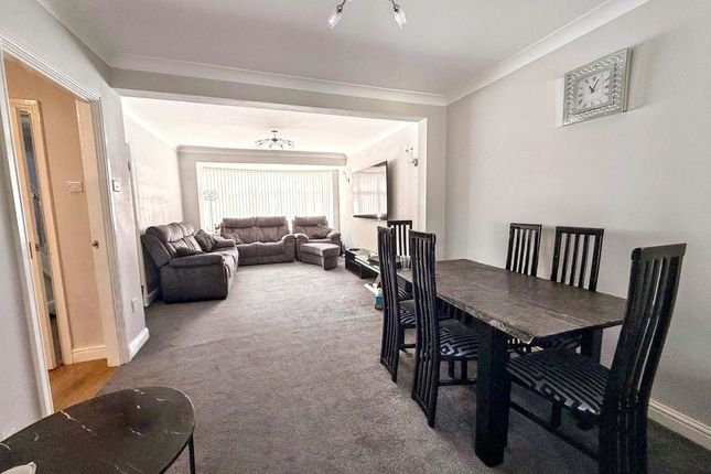 14, Langdale, Chester Le Street photo 3