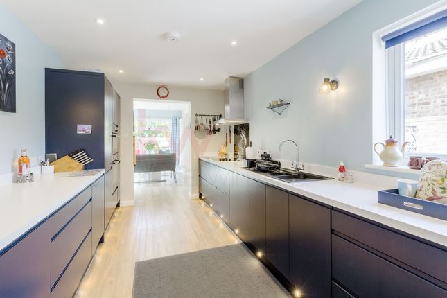 17, Lyne Walk, Hackleton, Northampton, photo 4