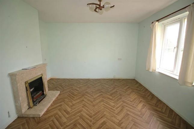 2, Brooking Way, Saltash photo 3