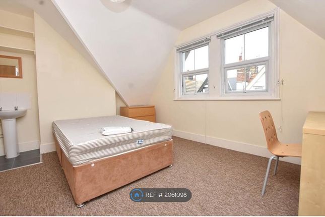 Terraced house to rent in Hyde Road, Eastbourne