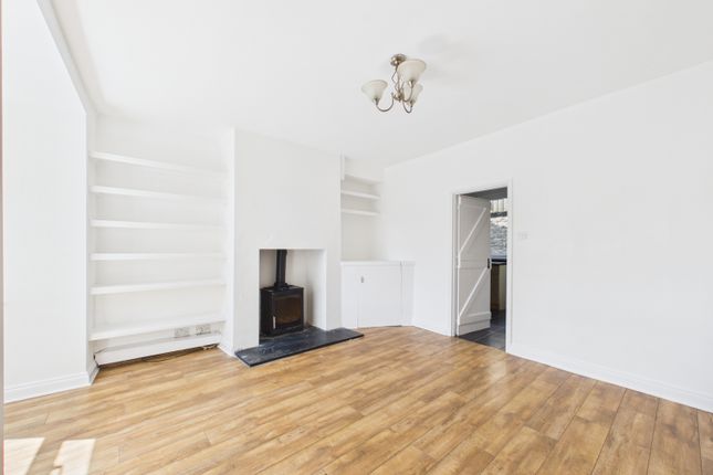 7, Cooper Row, Barnsley photo 3