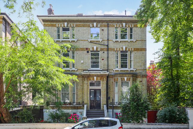 Flat Flat D, 157, King Henry's Road, Primrose Hill photo 2