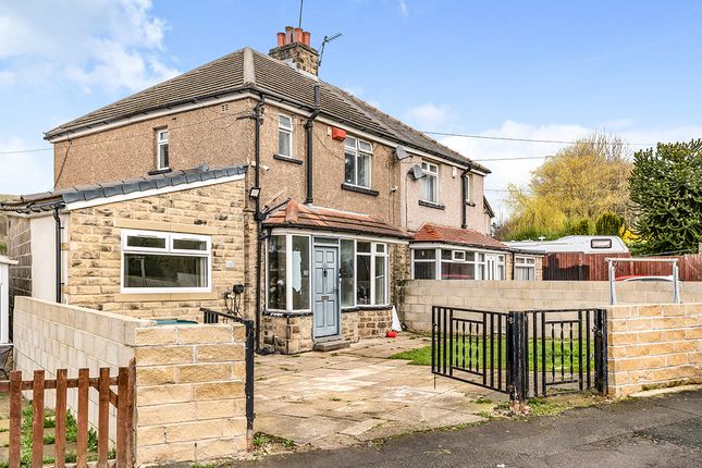 Thumbnail Semi-detached house to rent in Princes Crescent, Bradford, West Yorkshire