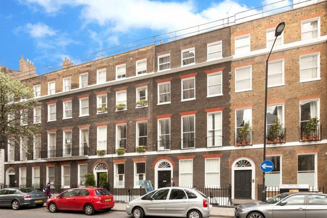 Flat to rent in Guilford Street, Bloomsbury, London