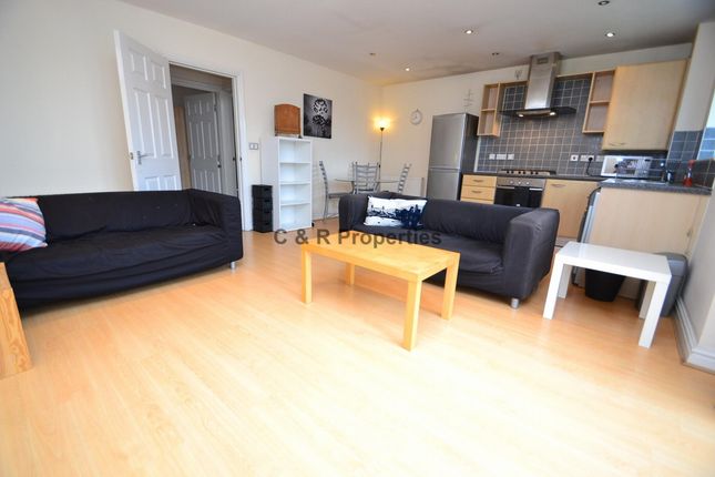 Flat to rent in Stretford Road, Hulme, Manchester.